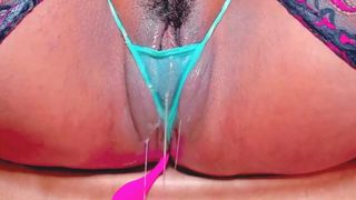 A tantalizing sight ~ soaking wet pussy rubbed to perfection, a XXX must-watch!