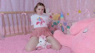 Screaming Virgin as Sex-Loving Daddy Breaks Her In, Tight Pussy!