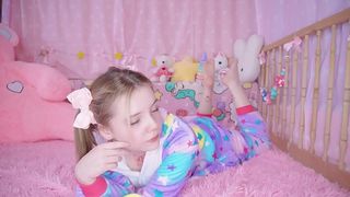 Fuck-hungry Daddy Fingers Virgin Daughter's Tight Pussy, Moaning Hard! Fuck-hungry Daddy Fingers Virgin Daughter's Tight Pussy, Moaning Hard!