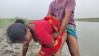 Boudi Fuck Beside A River - Indian Sex Boudi Fuck Beside A River - Indian Sex