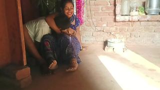 Indian Sex - One Night With Desi Bhabhi Chudai Video