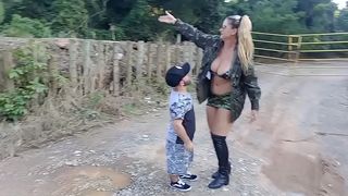 This dwarf worked for Uber, he couldn't cope with lust, I had to suck him off on the highway