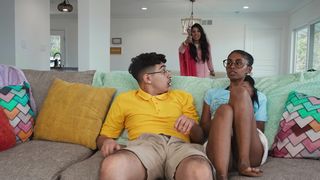 Get Dripping Wet with this Exhilarating XXX Video of Pakistani Beauties and their Young Lover Diego!