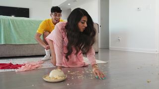 Get Dripping Wet with this Exhilarating XXX Video of Pakistani Beauties and their Young Lover Diego!