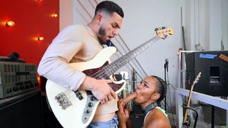 Asteria Diamond's Mind-Blowing BJ Skills with Peter Green in XXX Video Asteria Diamond's Mind-Blowing BJ Skills with Peter Green in XXX Video