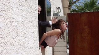 Jenni Lee Exposed! Swallowing Huge Cock in Hanging Pussy Pleasure