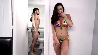 XXX Video ~ Kendra Lust Fucks Her Friend's Brother in Hot Threesome with Bangbros HD!