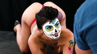 Pussy Painting Erotica with Michelle Martinez – XXX RealityKings HD