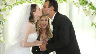 Nina's Chapel of Lust 2 ~ MILF & Bride-to-be Threesome with Last Minute BJ! #XXX #Porn #HoneymoonThreesome